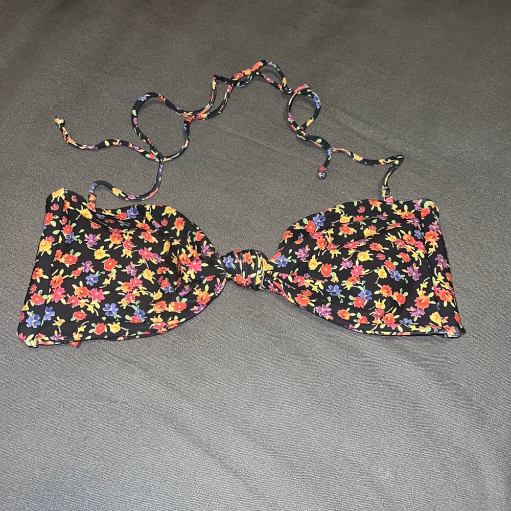 Skatie Lyndi top in Nirvana print